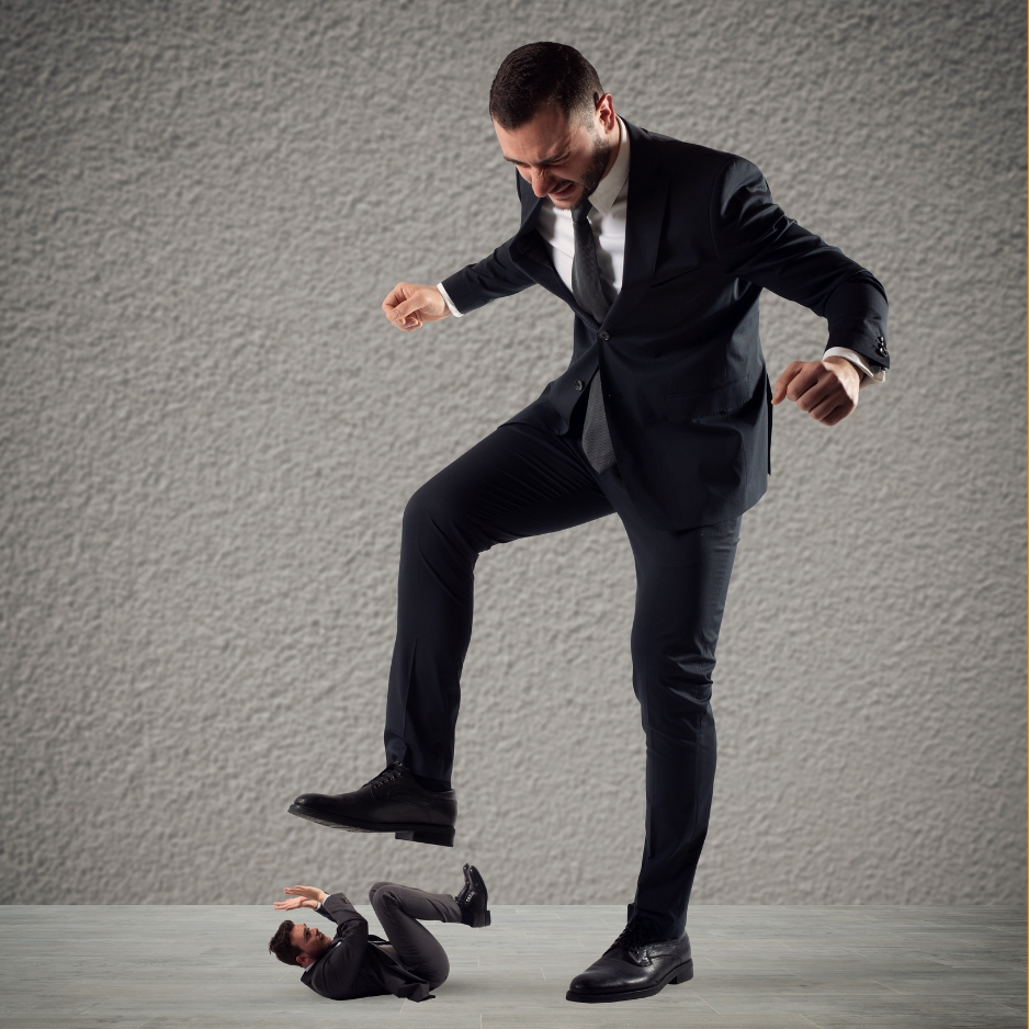 Abuso de poder no trabalho: como identificar e prevenir